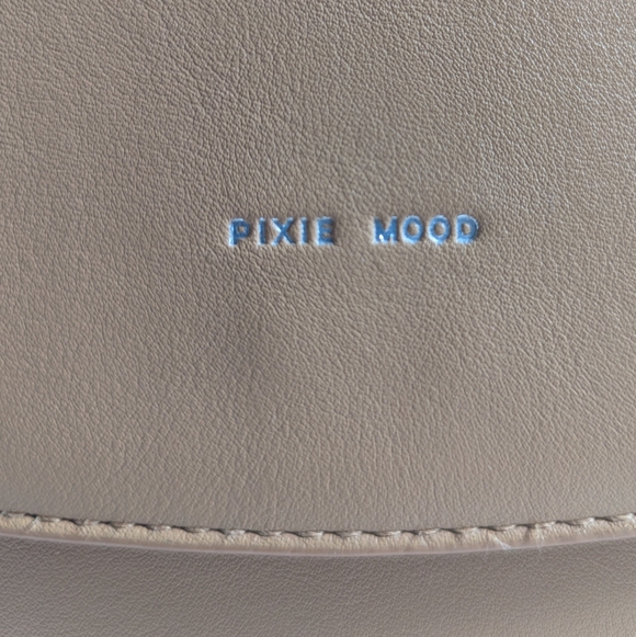 Pixie Mood Zoe Crossbody Vegan  Leather Bag With Removable Strap Light Brown - Picture 12 of 12